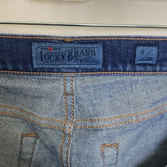 Lucky Brand Mid Rise Straight Leg Jeans - F20 - Picture 3 of 6